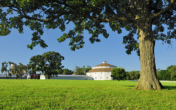Round barn