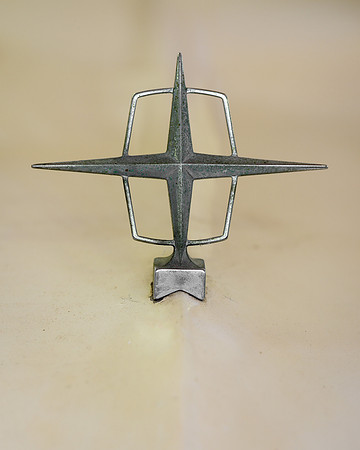 Lincoln Hood Ornament