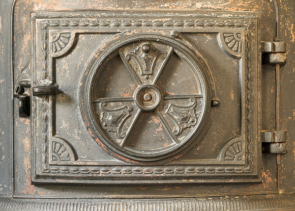 Wood burning stove