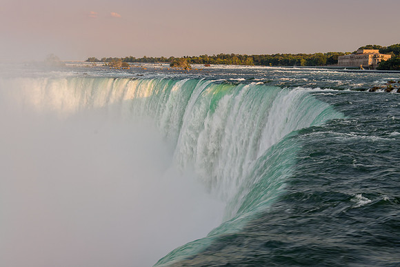 Horseshoe Falls