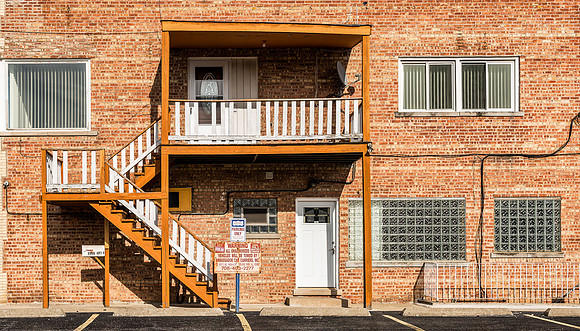 Realty Staircase