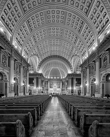 Our Lady of Sorrows Basilica (B&W version)