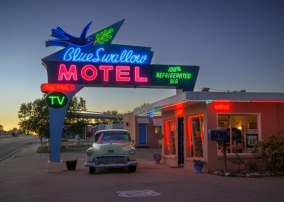 Blue Swallow Motel