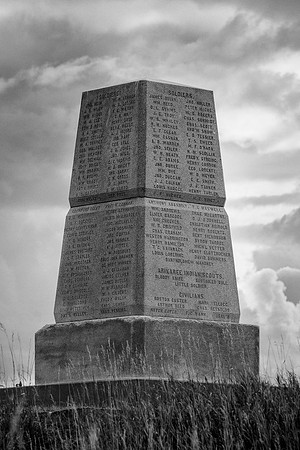 Bighorn Battlefield Memorial obelisk