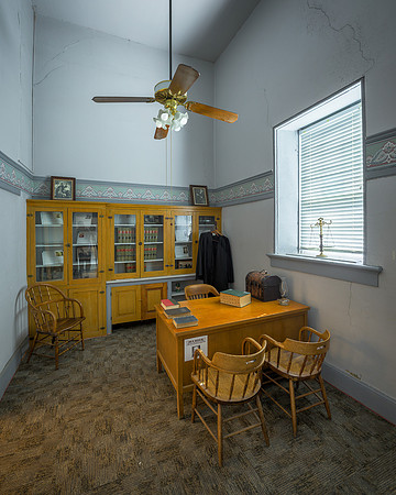 Judge chamber