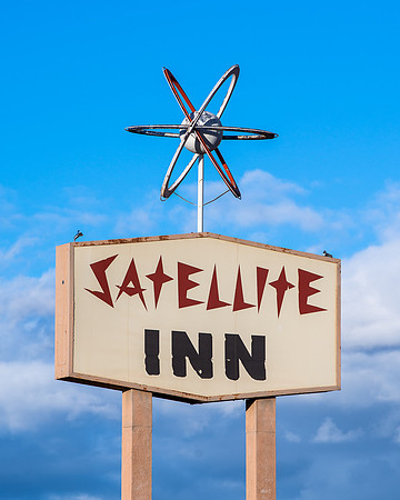 Satellite Inn