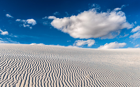 Endless sand ripples
