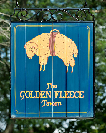 Golden Fleece Tavern sign