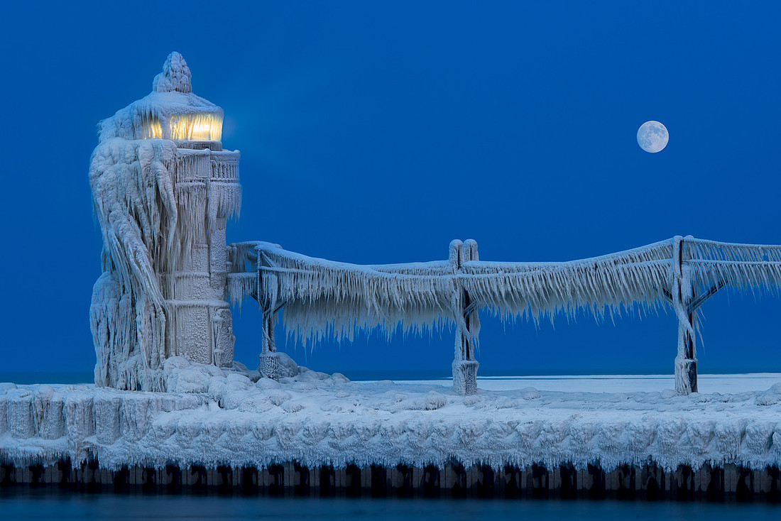 Frozen lighthouse