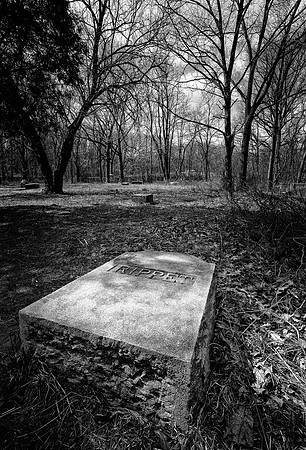 Bachelor's Grove Cemetery