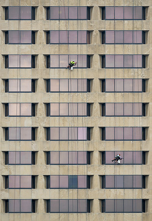 Synchronized Window Washing