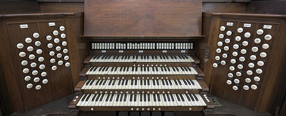 Organ Console