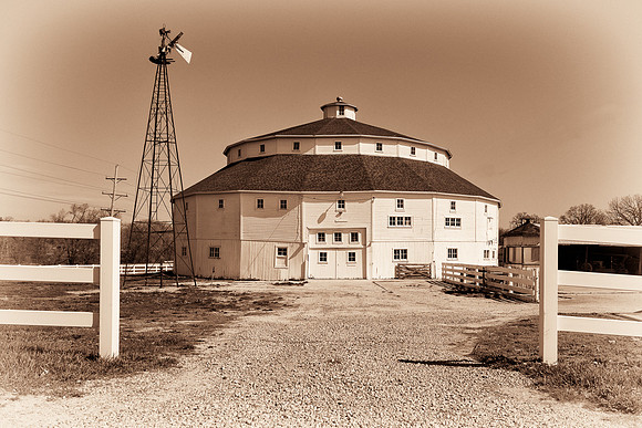 Round barn (Sepia version)