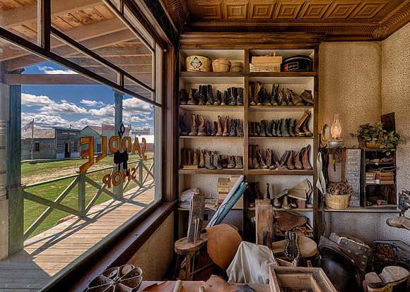 Saddle Shop