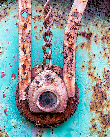 Rusty chain