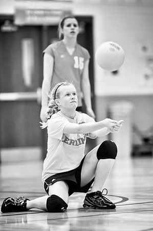 8th grade girls' volleyball