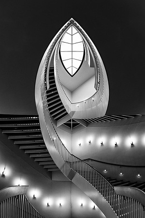 Contemporary staircase