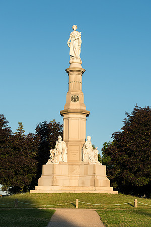 Soldiers' National Monument