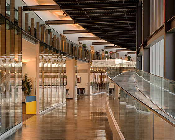 Curved corridor