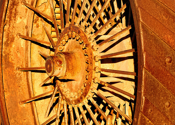 Steam tractor wheel