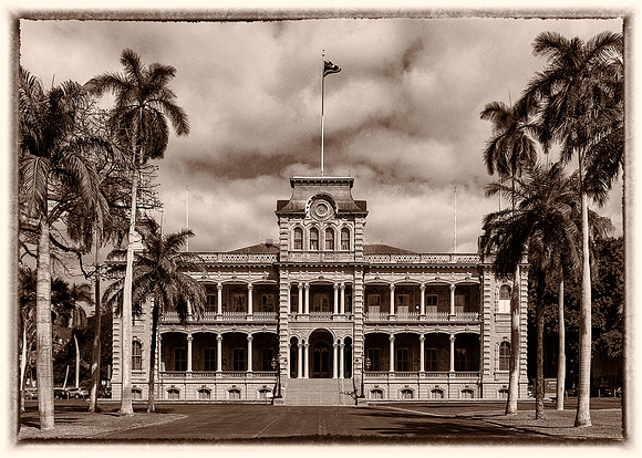Iolani Palace