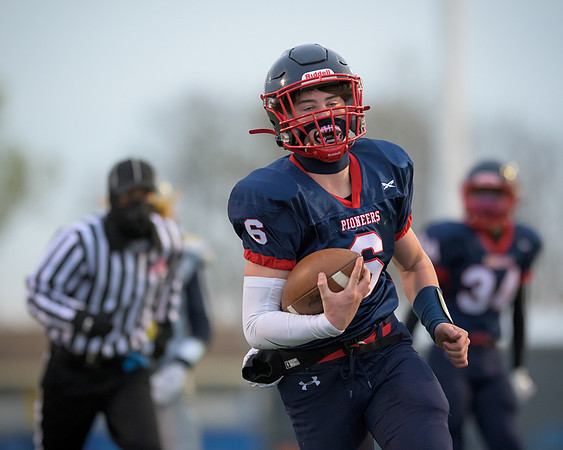 Pioneers Football