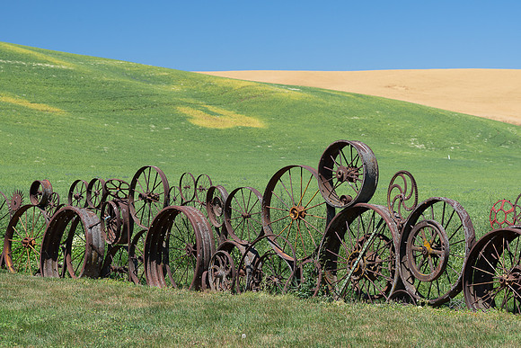 Wheel fence