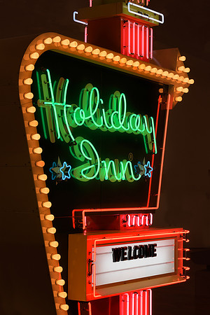 Holiday Inn sign