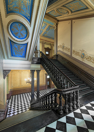 Capitol staircase