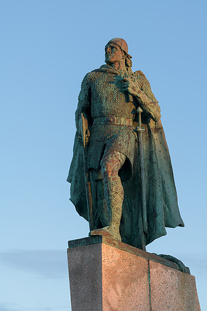 Leif Eriksson statue
