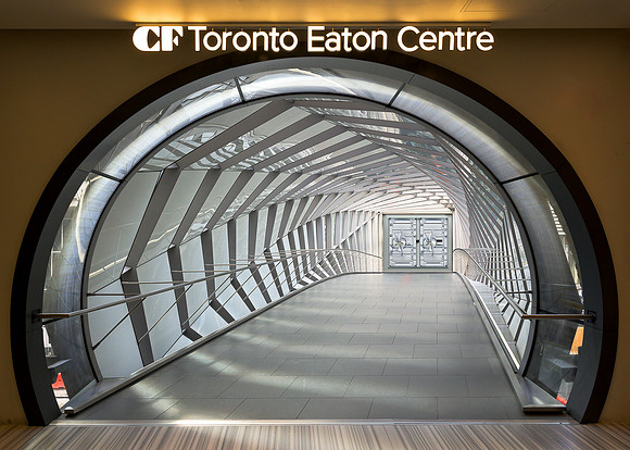 Eaton Centre Pedestrian Bridge