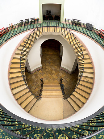 Double staircase