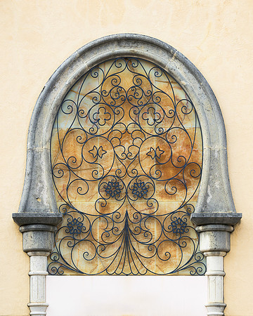 Decorative pillars