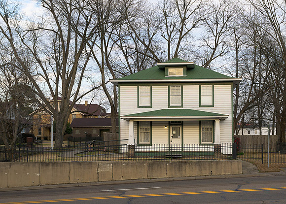 Clinton's birthplace
