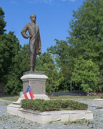 Davis Circle