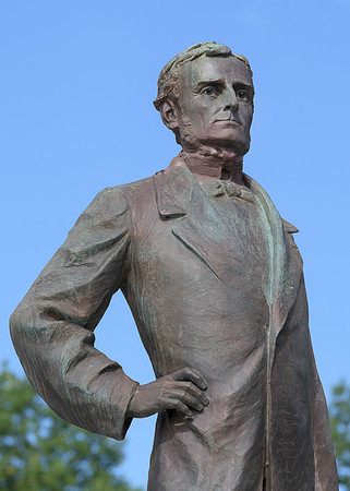 Davis Circle