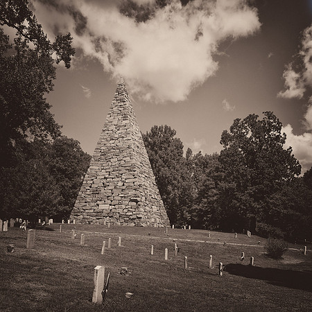 Monument To The Confederate War Dead
