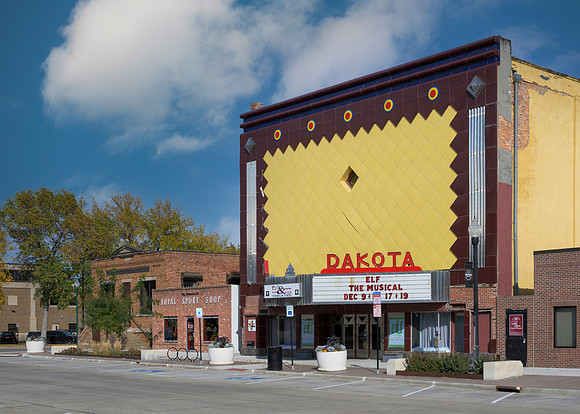 Dakota Theater