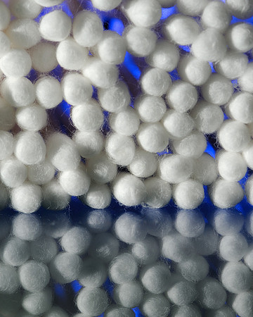 Reflected Q-Tips in blue