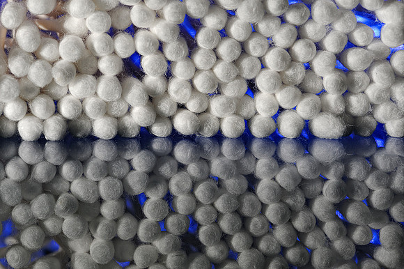 Reflected Q-Tips in blue