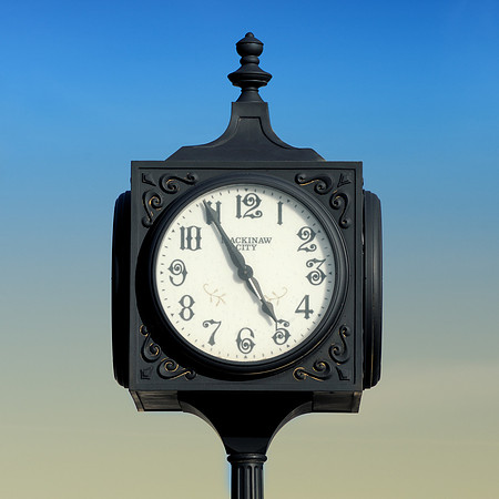 Mackinaw City clock