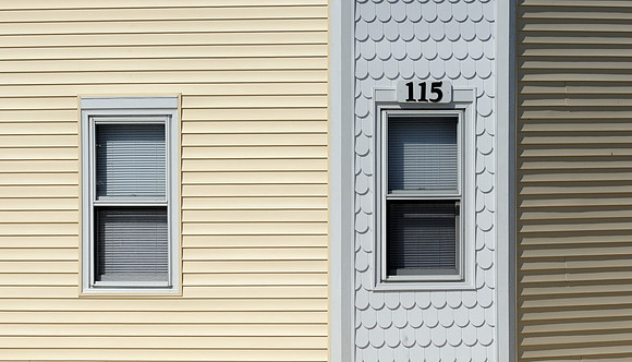 Manhattan apartment building