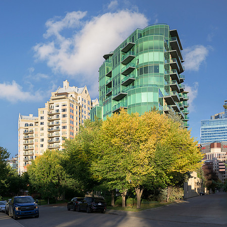 Green building and yellow leaves