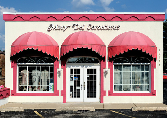 Mary Del Corsetieres