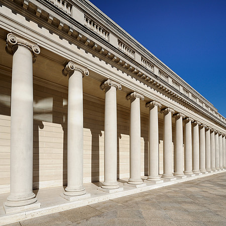 Legion of Honor columns