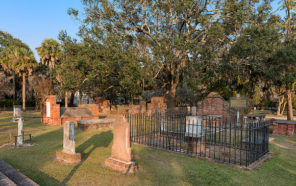 Colonial Park Cemetery