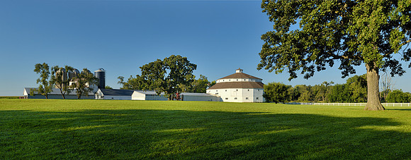 Round barn