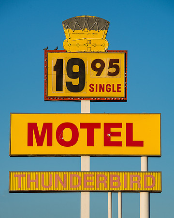 Thunderbird Motel