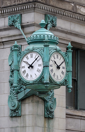 Marshall Fields' clock