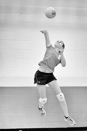 8th grade girls' volleyball
